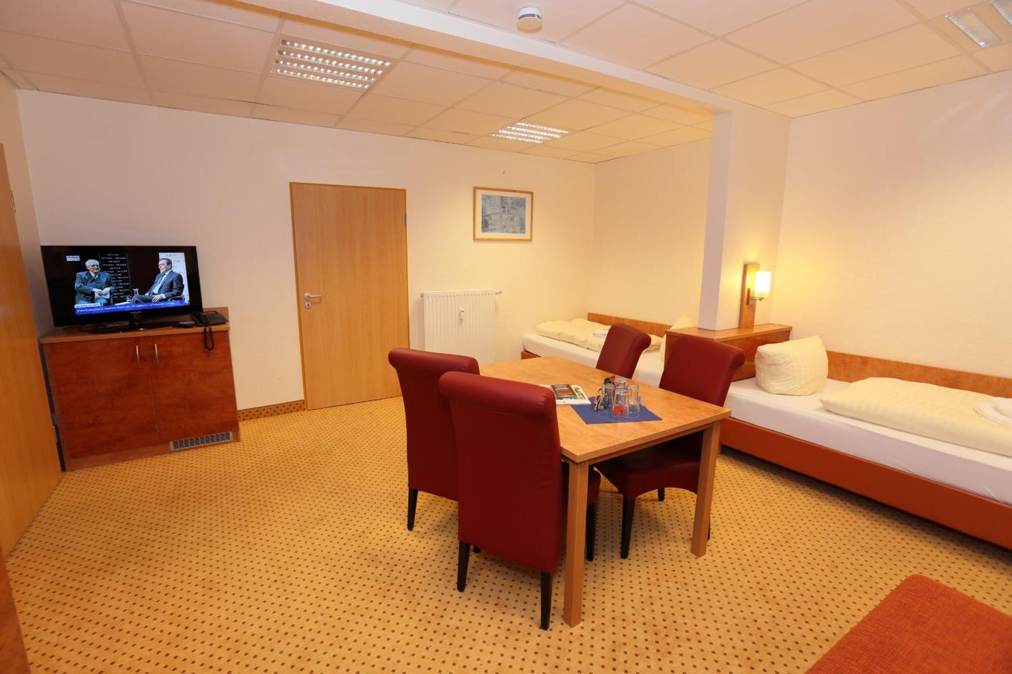 Hotel Am Holzhafen Stade Esterno foto